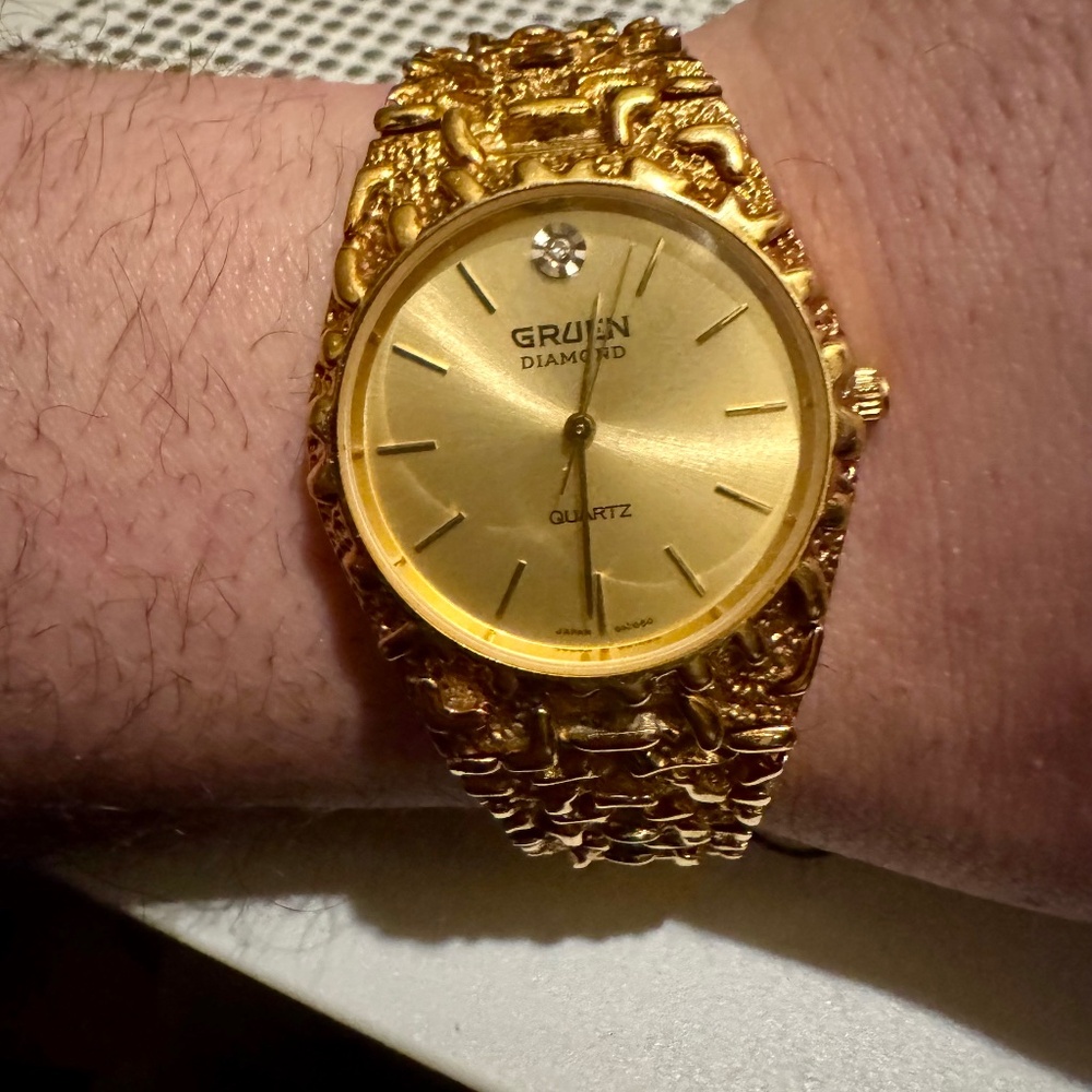 Golden watch and pendant combo